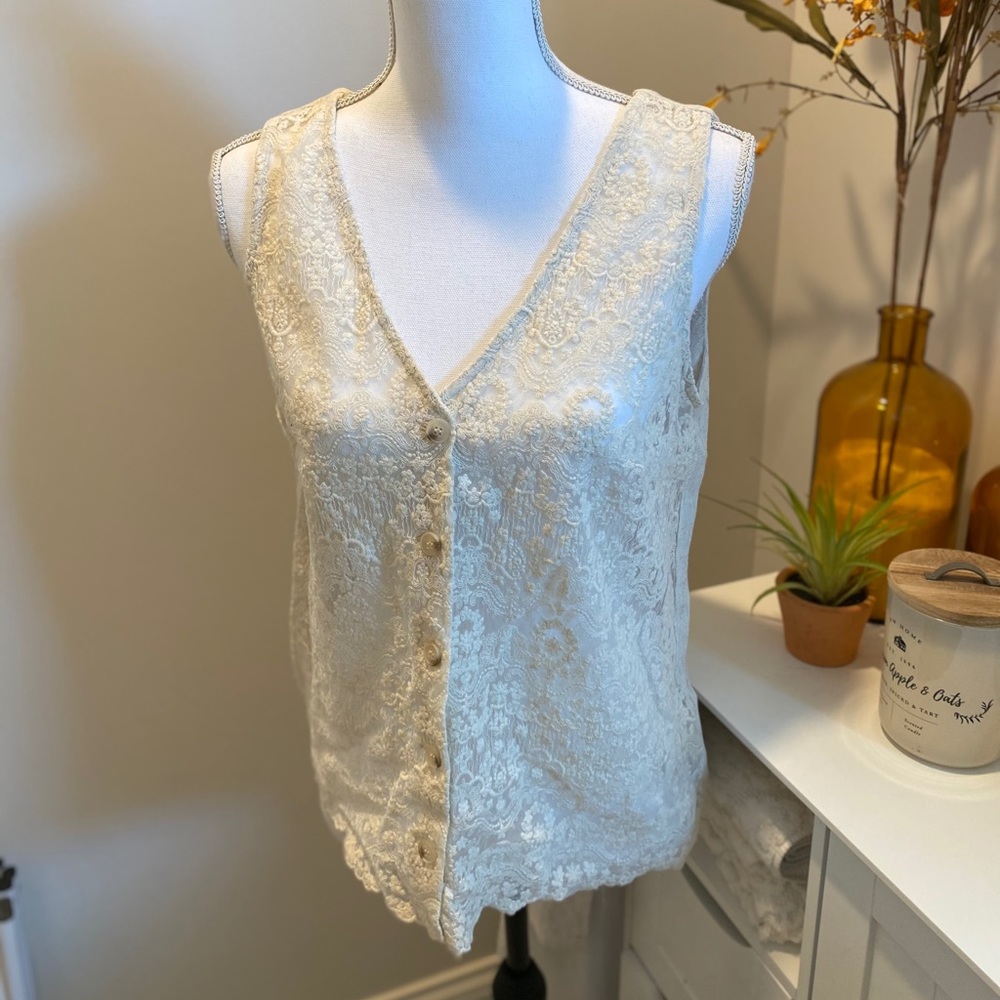 Lace top